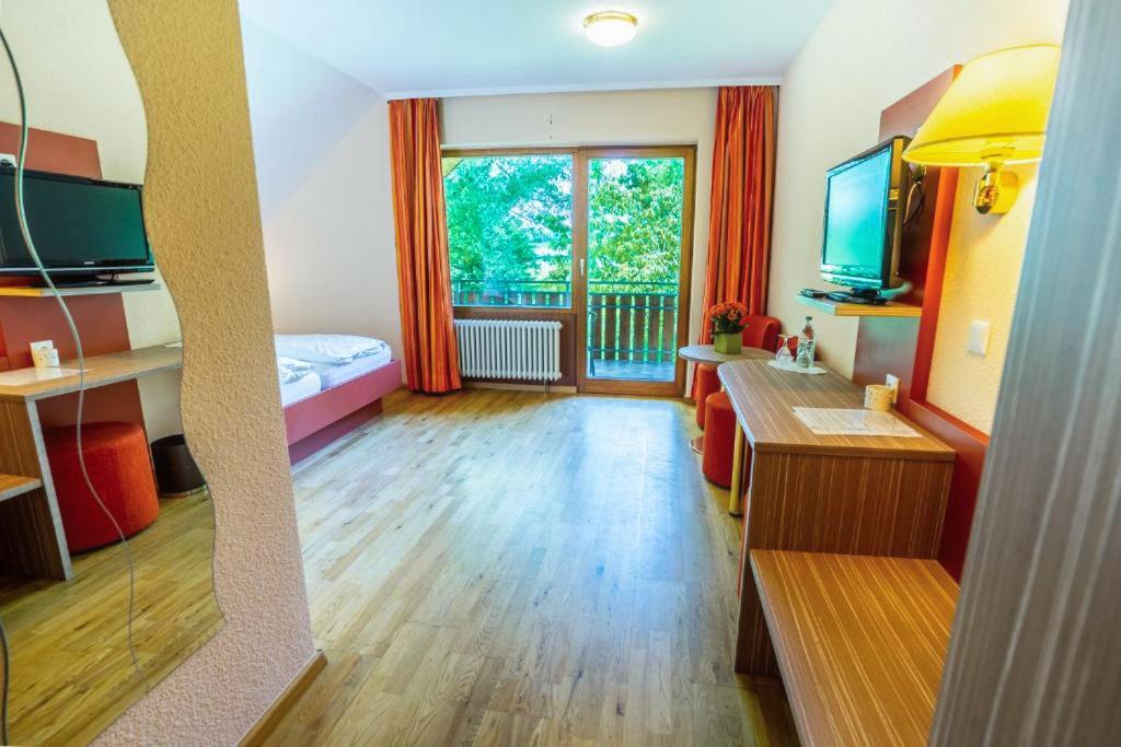 Wohlfuehlhotel Sonnengarten Uberlingen Bagian luar foto